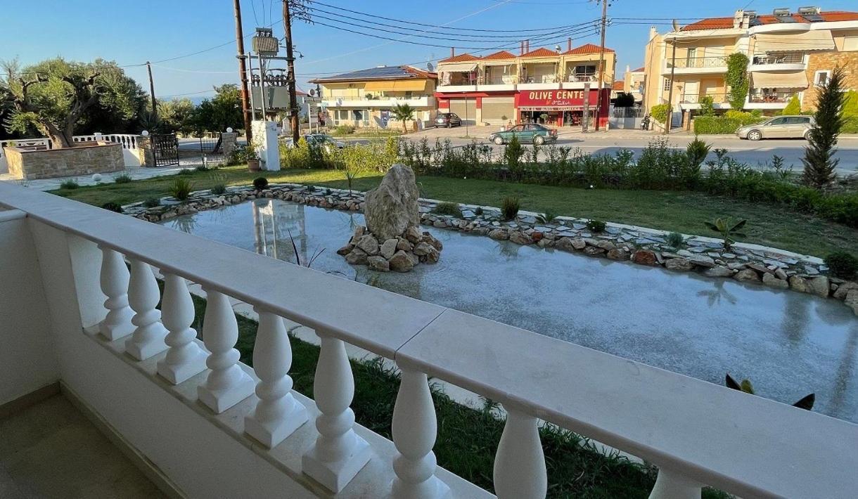 Hotel Valerios Криопиги Экстерьер фото